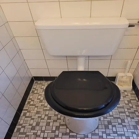 Sunny With Outdoor Dinning Apartament