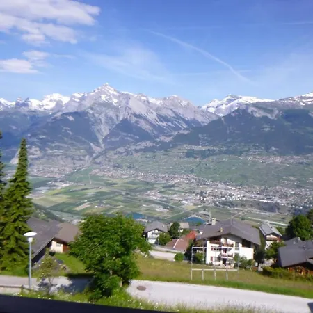 Sunny With Outdoor Dinning Apartament *