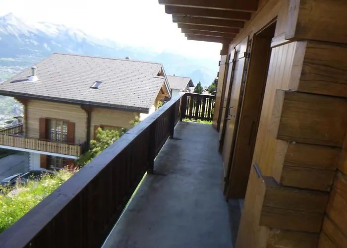 アパート Sunny With Outdoor Dinning