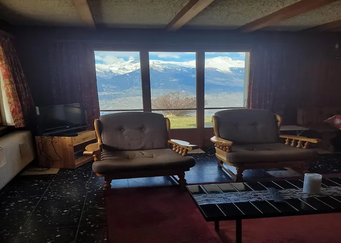 Sunny With Outdoor Dinning ヴェゾナ