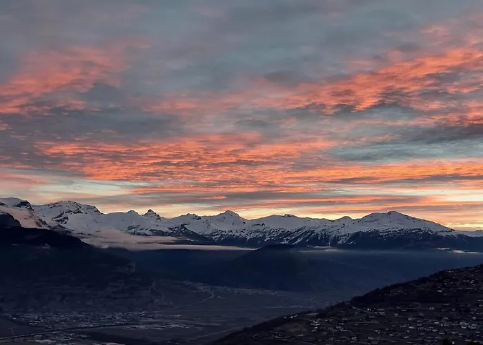 アパート Sunny With Outdoor Dinning